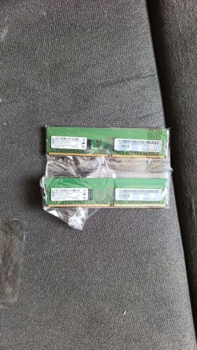 2 Memórias ram 4gb ddr4 2133