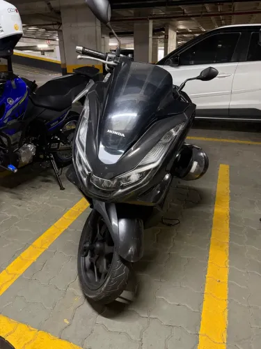 PCX 2023 - BAIXA QUILOMETRAGEM