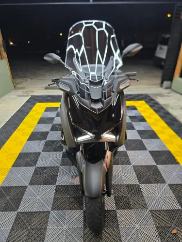 Yamaha 300 Conect 
