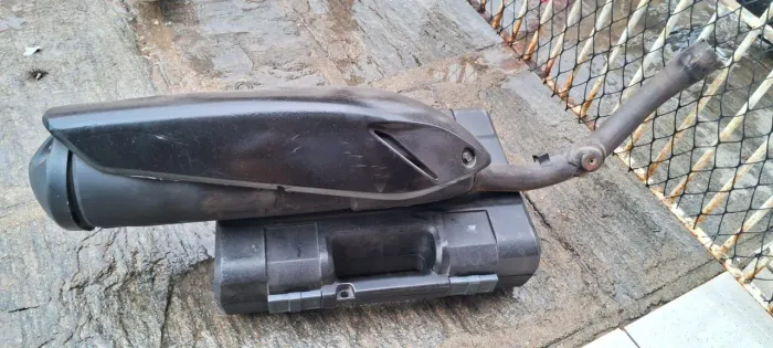 Escapamento da XRE 300 