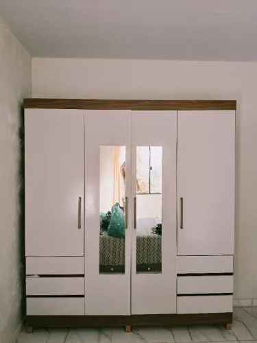 Guarda roupa casal