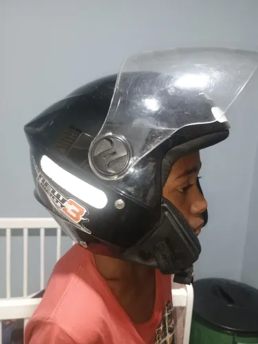 Capacete