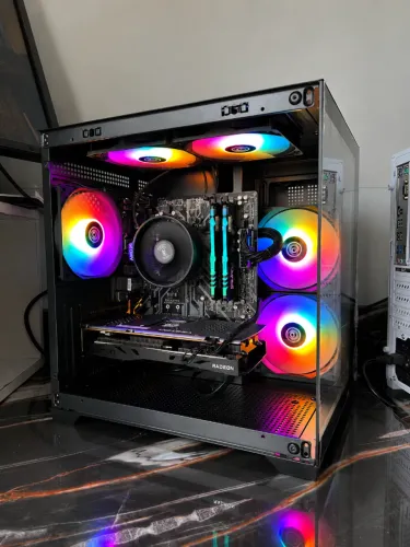 PC Gamer Ryzen 5 5600 + RX 6600 8GB | 16GB RGB 3200MHz | SSD 480GB | Gigabyte B450M | EVGA