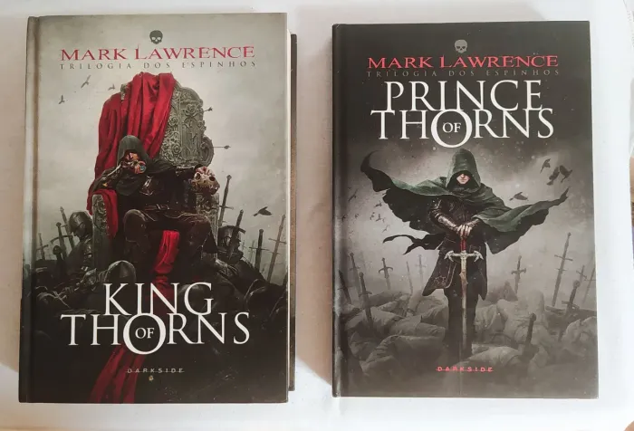 Trilogia dos Espinhos PRINCE OF THORNS e KING OF THORNS - Volumes 1 e 2. 