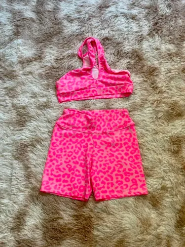 Roupas de academia