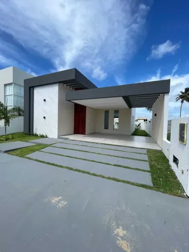 Casa Térrea e com piscina - Cond Sol e praia [11016]
