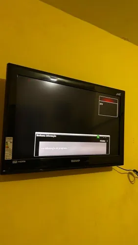 Televisão Semp Antiga não é smart