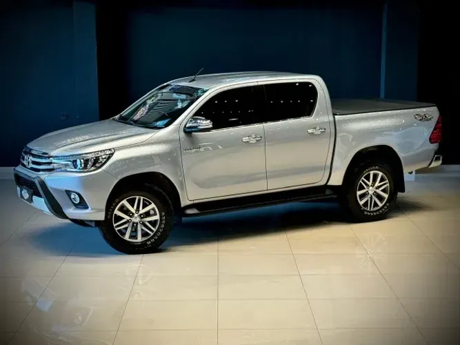 Toyota Hilux CD SRX 4X4 2.8 TDI 16V Diesel Aut. 2016