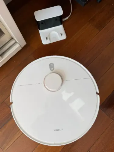 Xiaomi Robô Aspirador S10+ branco, pouco usado