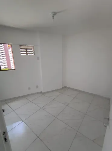 $Alugo de apto - Boa viagem - 3 Quartos. :