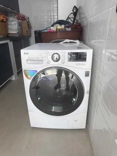 Lava e seca Lg 11/6kg