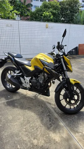 Honda CB 300F TWISTER