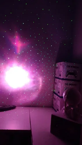 Astronauta Luminária Projetor universo estrelas e nebulosas