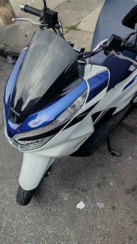 Honda PCX Sport 2022 com apenas 1.200km originais