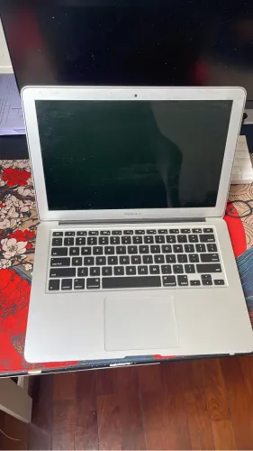 MacBook Air 13