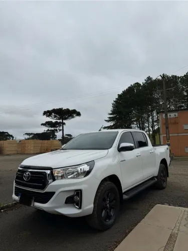 Toyota Hilux CD SR 4X4 2.8 TDI Diesel Aut. 2020