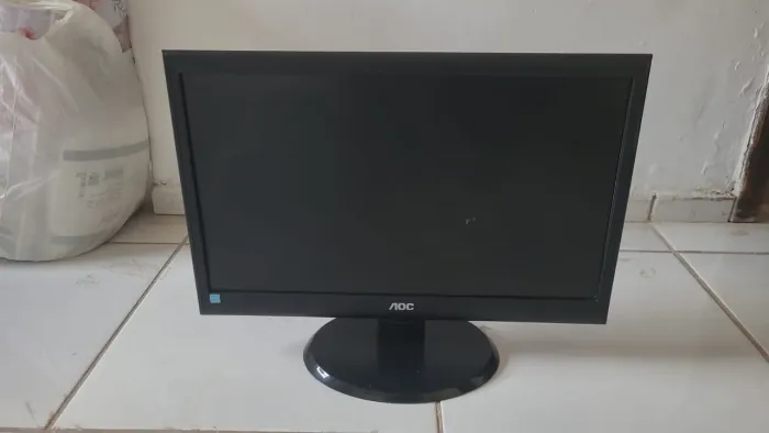 Computador semi novo