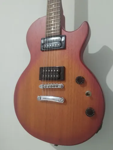Guitarra epiphone less paul