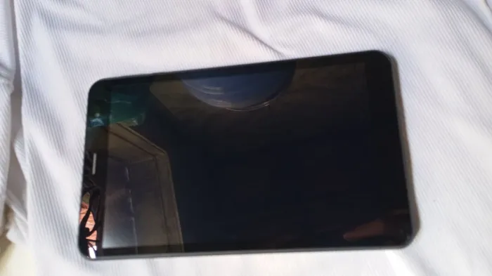 Vendo tablet Multilaser novo nunca usado ainda está na caixa