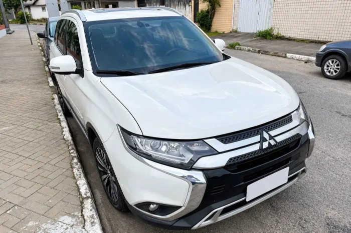 Mitsubishi Outlander HPE 2.0 16V 5P Aut. 2019