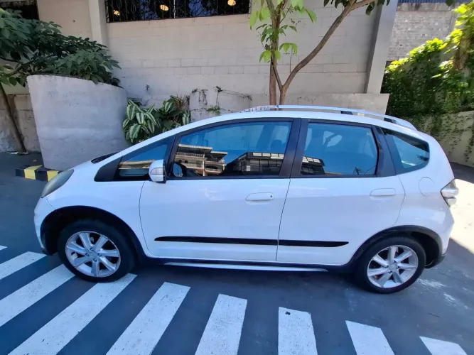 Honda Fit Twist 1.5 Flex 16V 5P Mec. 2014