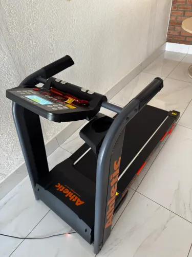 Esteira athletic advanced 710t