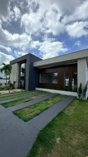 Casa à venda no PARQUE DAS ÁRVORES, JACUÍPE, Camaçari, BA