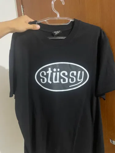 camiseta stussy logo M