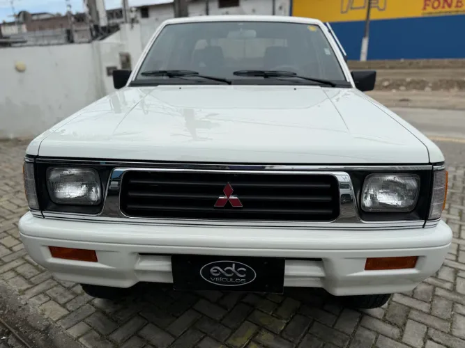 Mitsubishi L200 GL 2.5 4X4 CD Diesel 1999