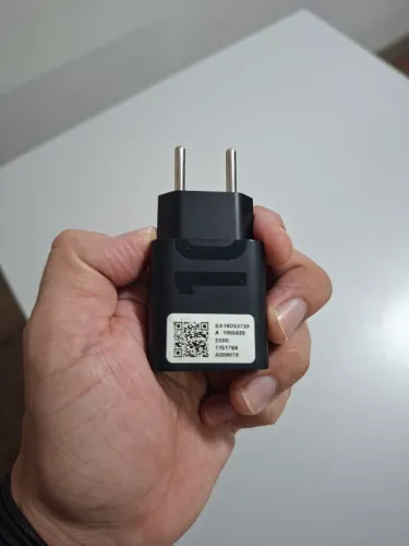 Fonte Motorola original de 10W USB-A (SEM CABO)
