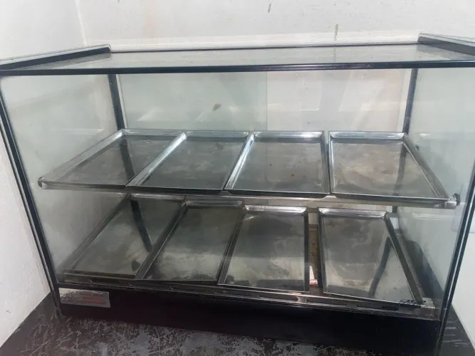 Estufa 8 Bandeijas