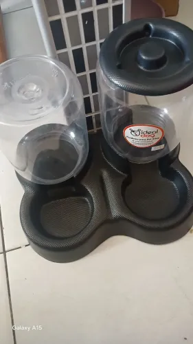 Conjunto Comedouro e Bebedouro pra Pets