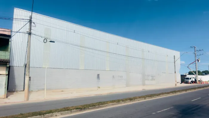 Galpão com 1.200m2ª pronto para sua empresa 