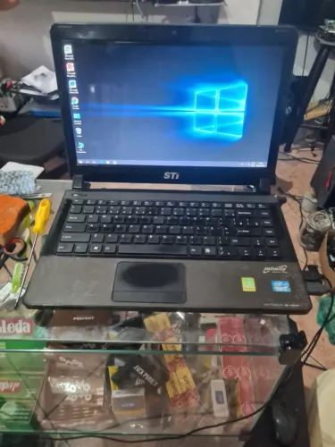 Notebook STi Core I5  8 GB de RAM Com SSD 