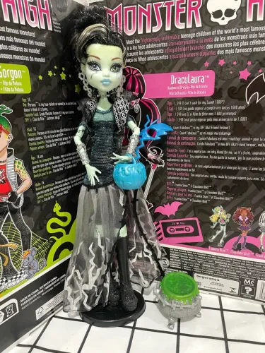 Monster high frankie ghouls rule
