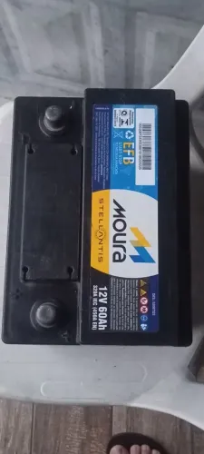 Vendo bateria 60h 500 pouco tempo de uso quem conhece sabe o valor zero