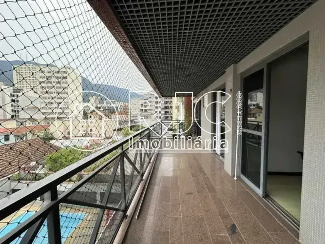 Imóvel para venda tem 157 metros quadrados com 4 quartos em Tijuca - Rio de Janeiro - RJ
