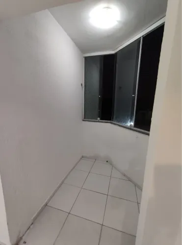 Alugo Apartamento no Planalto 