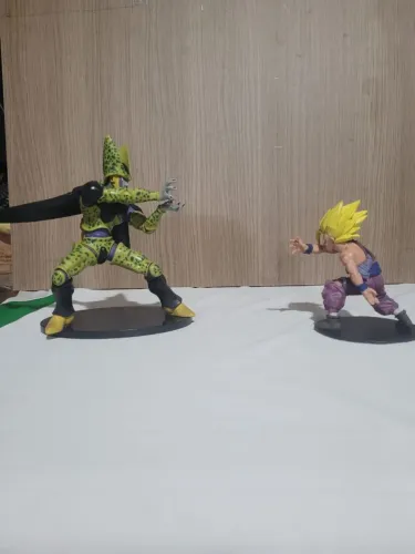 Figures  do dragon ball z 