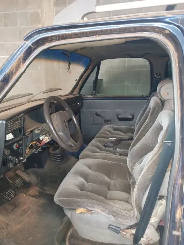 Chevrolet D-20 S / Luxe 3.9/4.0 Diesel 1993