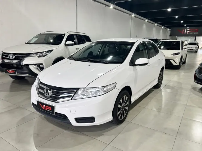 Honda City Sedan LX 1.5 Flex 16V 4P Aut. 2013