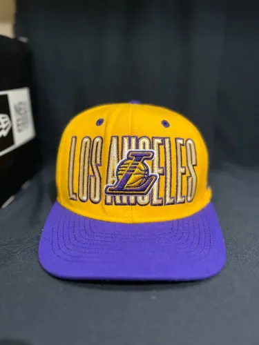 Boné Adidas Los Angeles Lakers Nba