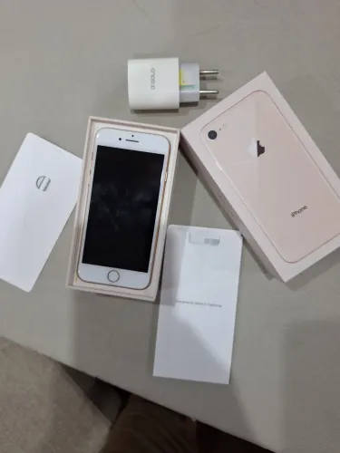 IPhone 8 64G Excelente estado 