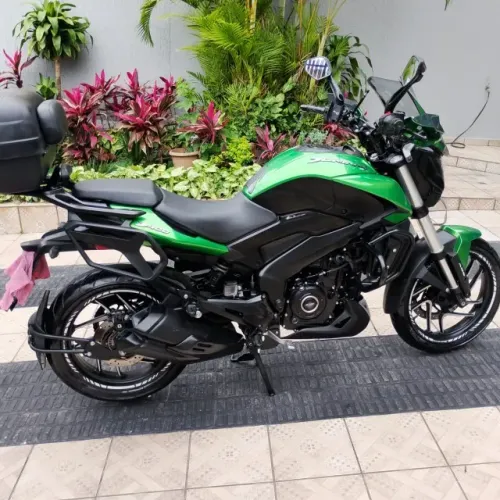 Dominar 400 2025/ Unico Dono Super Nova