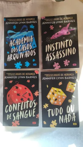 Coleção Completa da Série: Os Naturais- Usados Seminovos