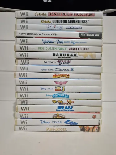 Lote 18 Jogos Originais Nintendo Wii - Disney, Pixar, Filmes e Infantis