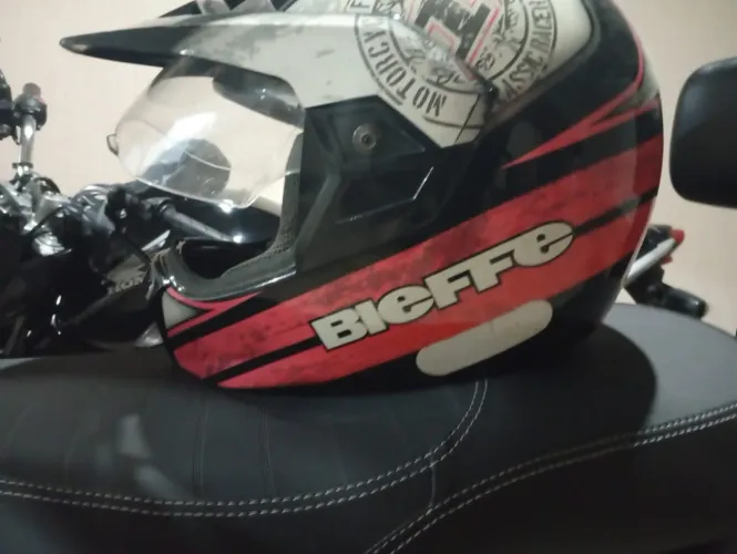 Capacete bieffe