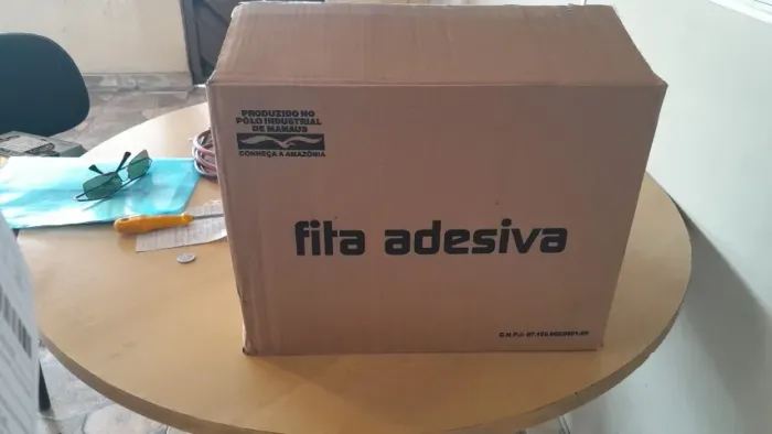 Caixa de fita transparente 48MM X 50MM