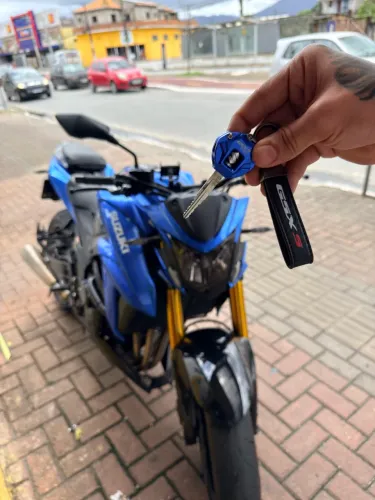 Suzuki gsx 750s