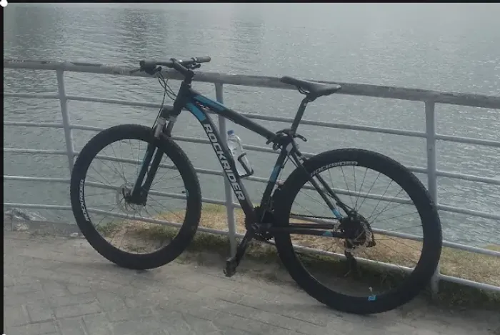 Bicicleta Rockrider aro 29 em bom estado!